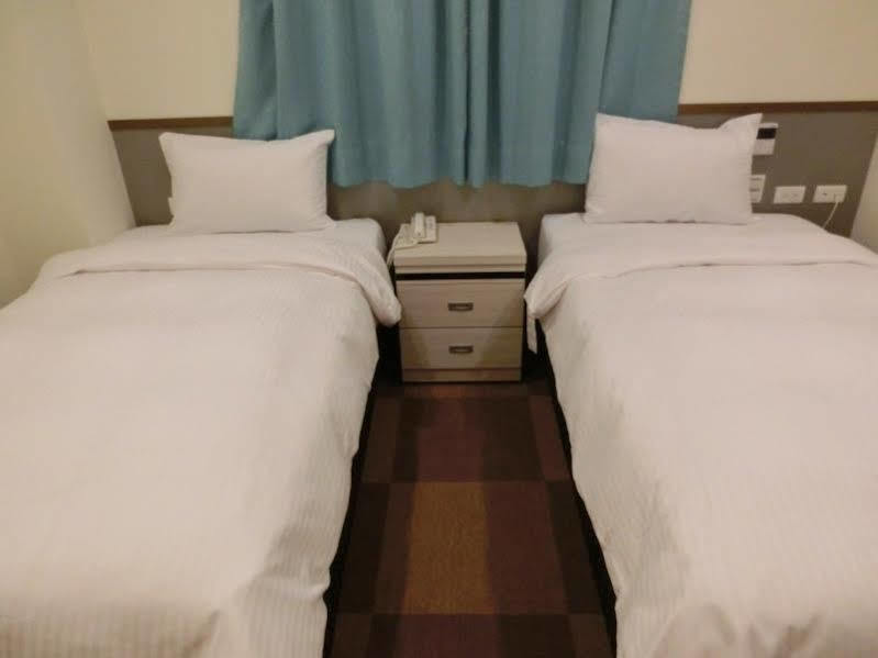 Chang Ti Metropolis Commercial Hotel Zhongli Zewnętrze zdjęcie